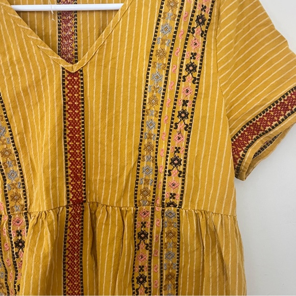 THML Mustard and Red Patterned Blouse - Picture 2 of 4